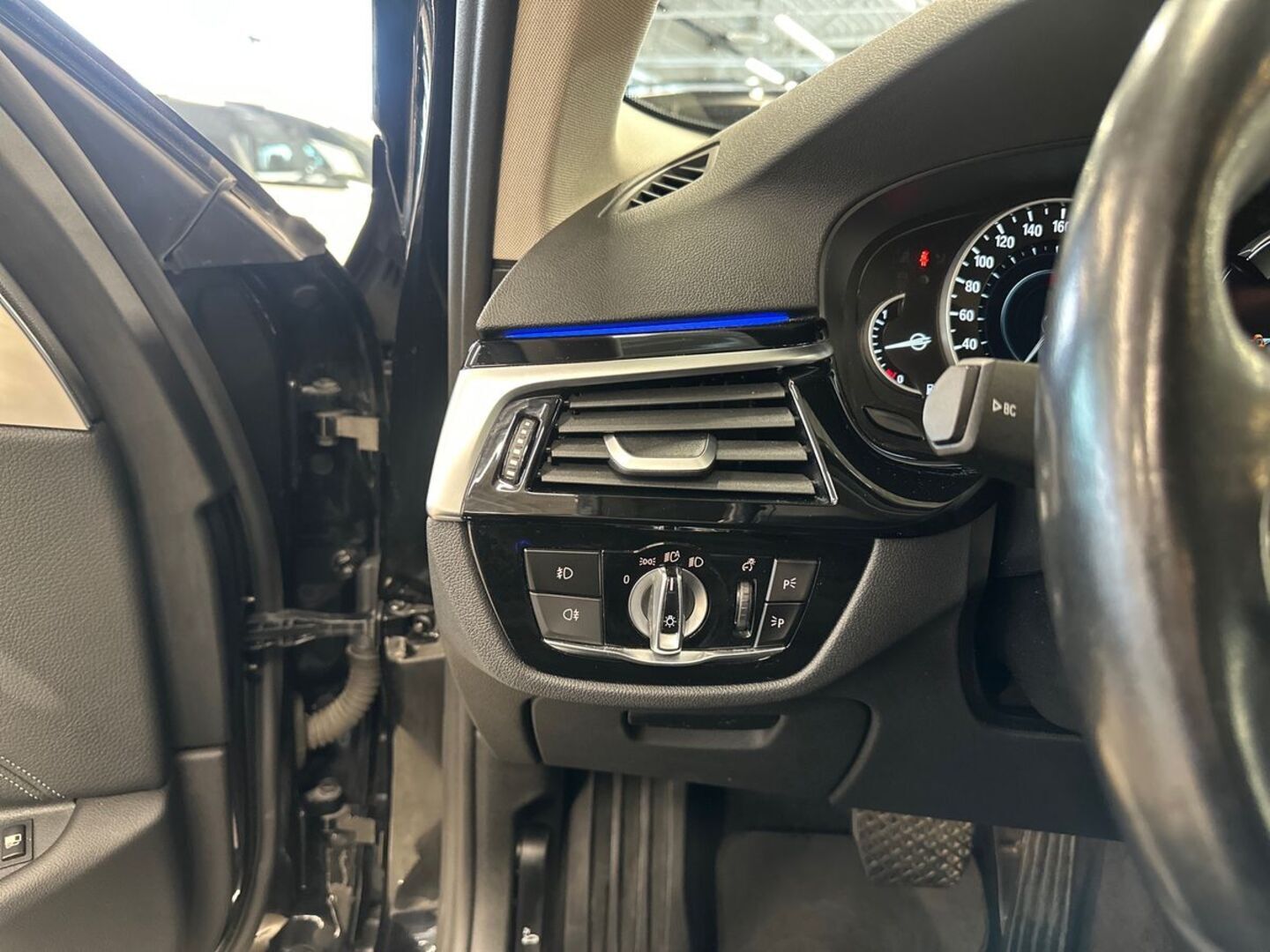 BMW 530 2019