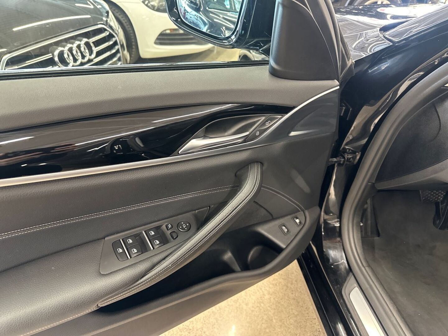 BMW 530 2019