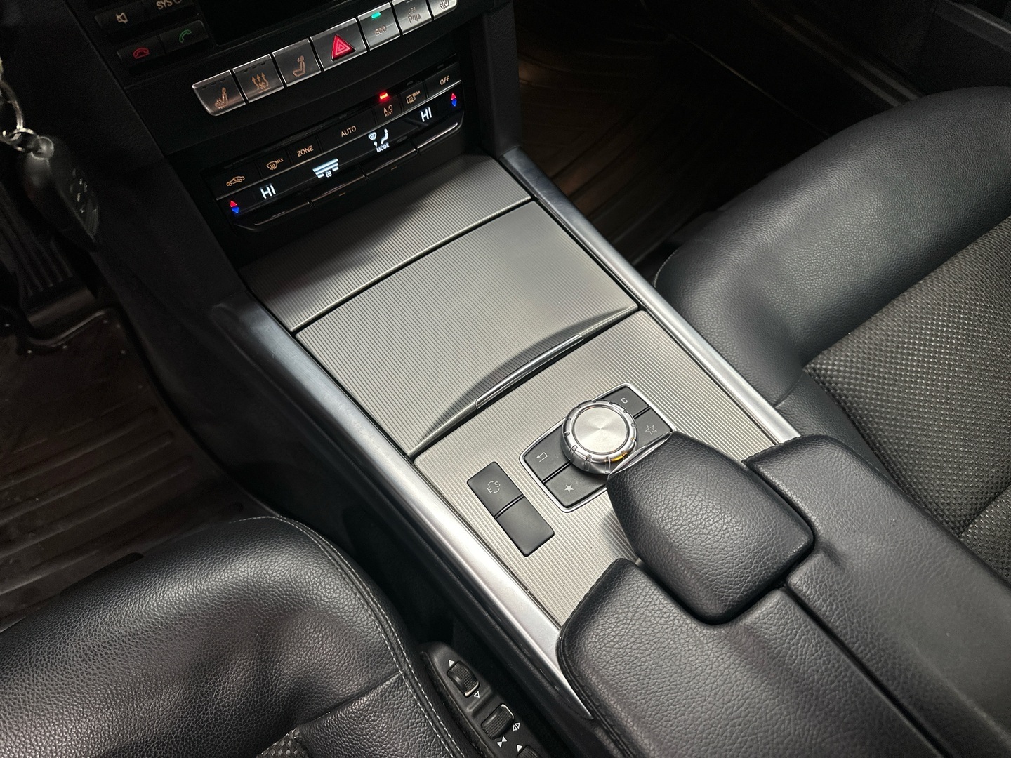 MERCEDES-BENZ E 2013