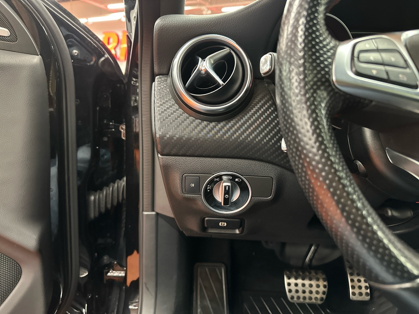 MERCEDES-BENZ A 2017