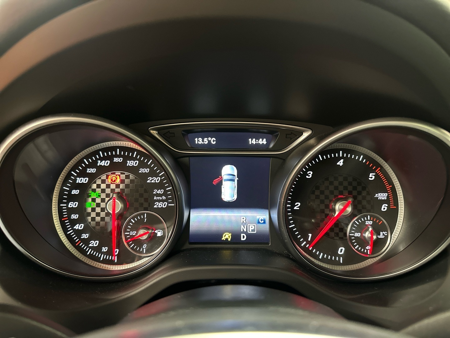 MERCEDES-BENZ A 2017