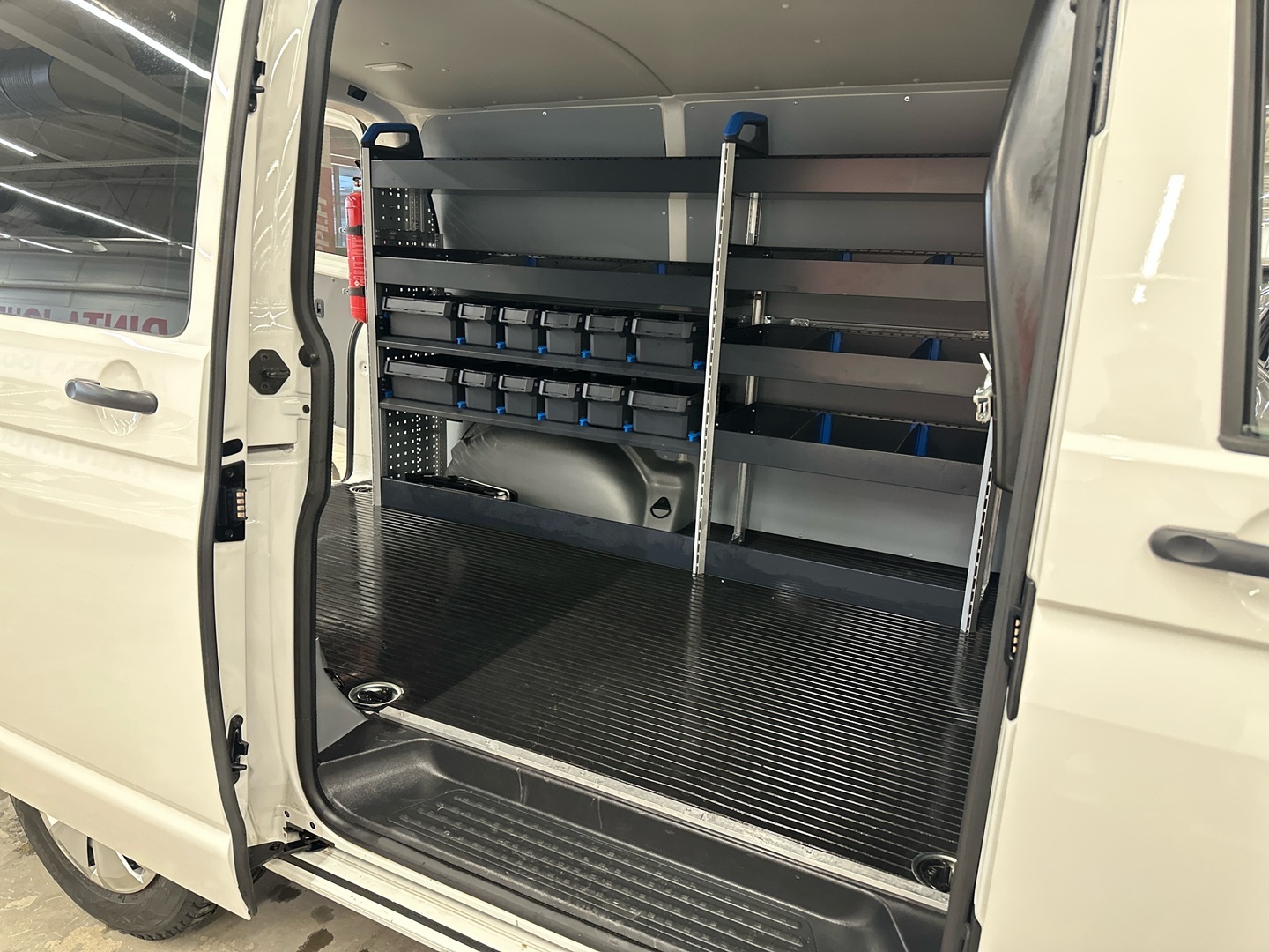 VOLKSWAGEN Transporter 2021