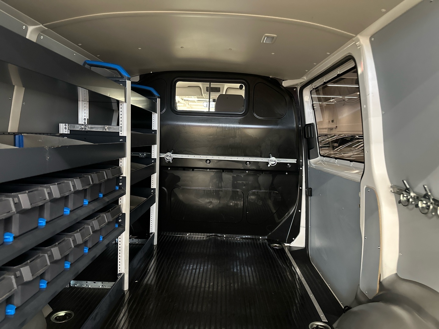 VOLKSWAGEN Transporter 2021