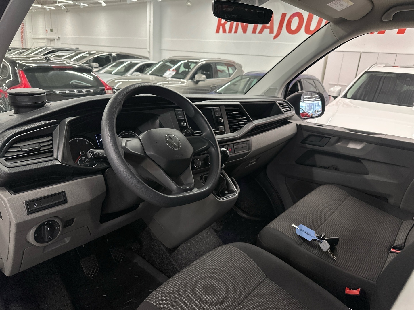 VOLKSWAGEN Transporter 2021