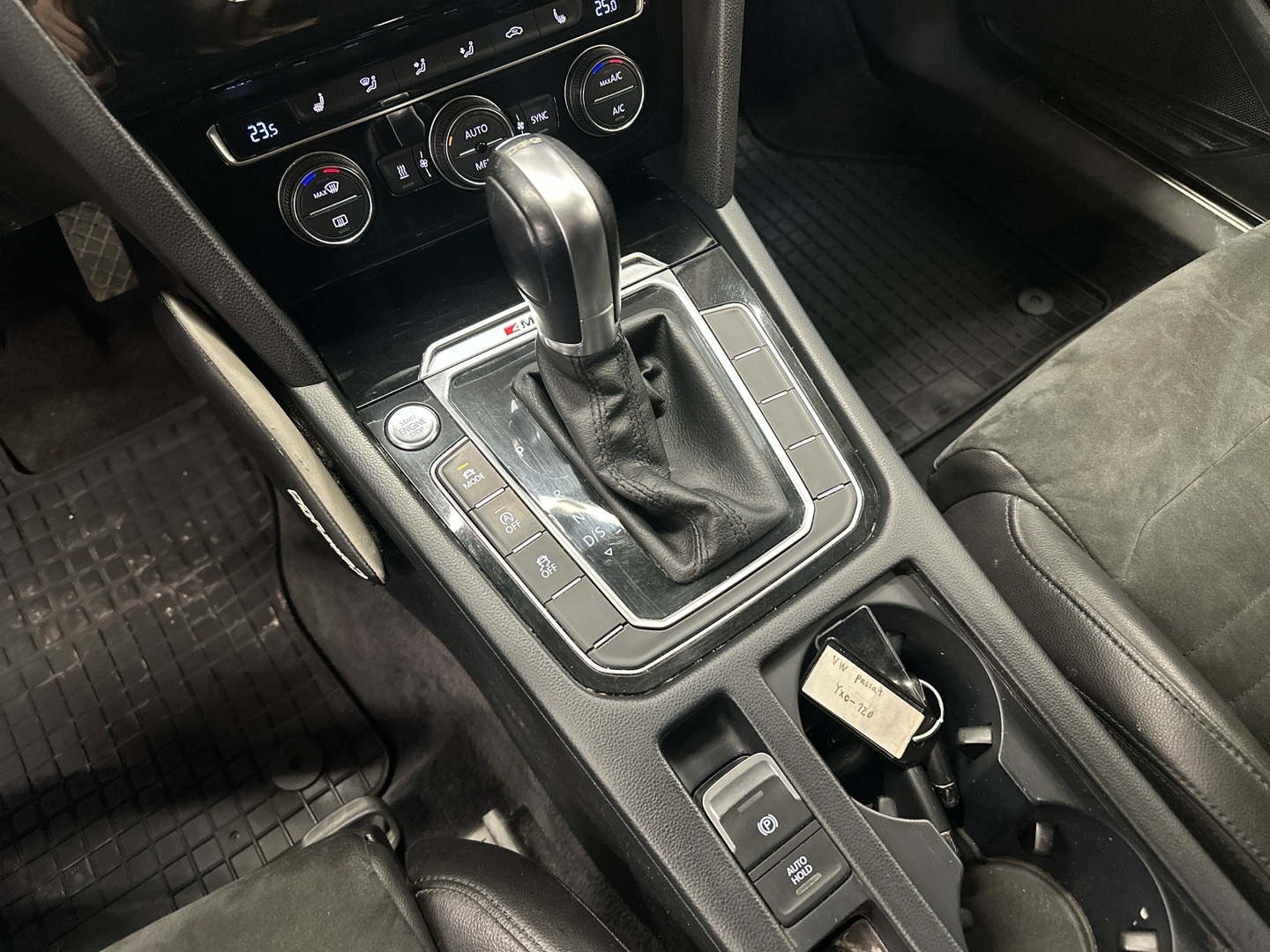 VOLKSWAGEN Passat 2015