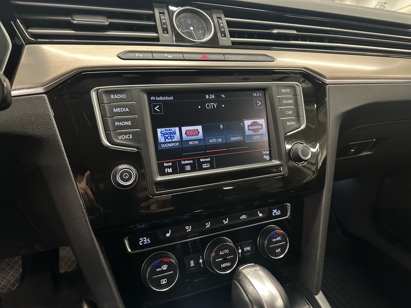 VOLKSWAGEN Passat 2015