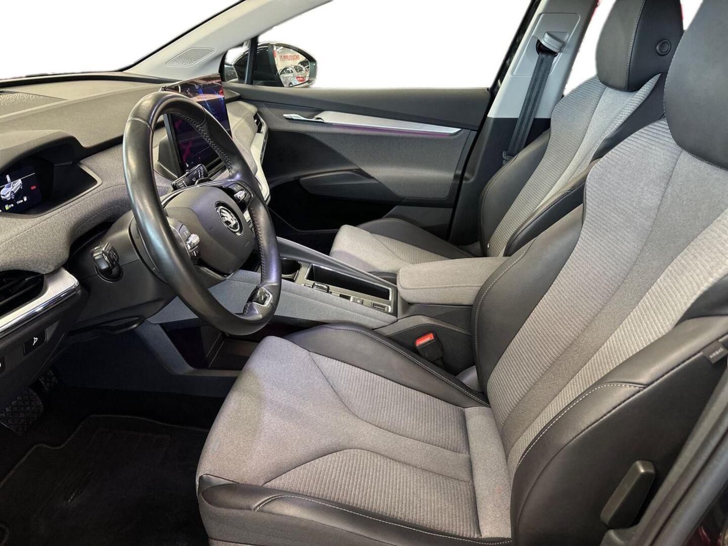 SKODA Enyaq 2021