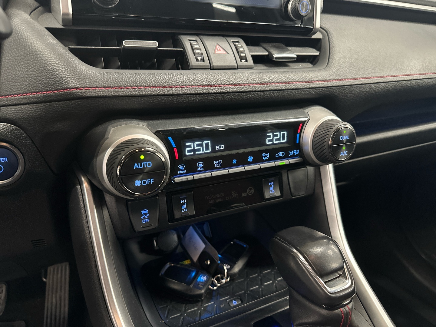 TOYOTA RAV4 Plug-in 2021