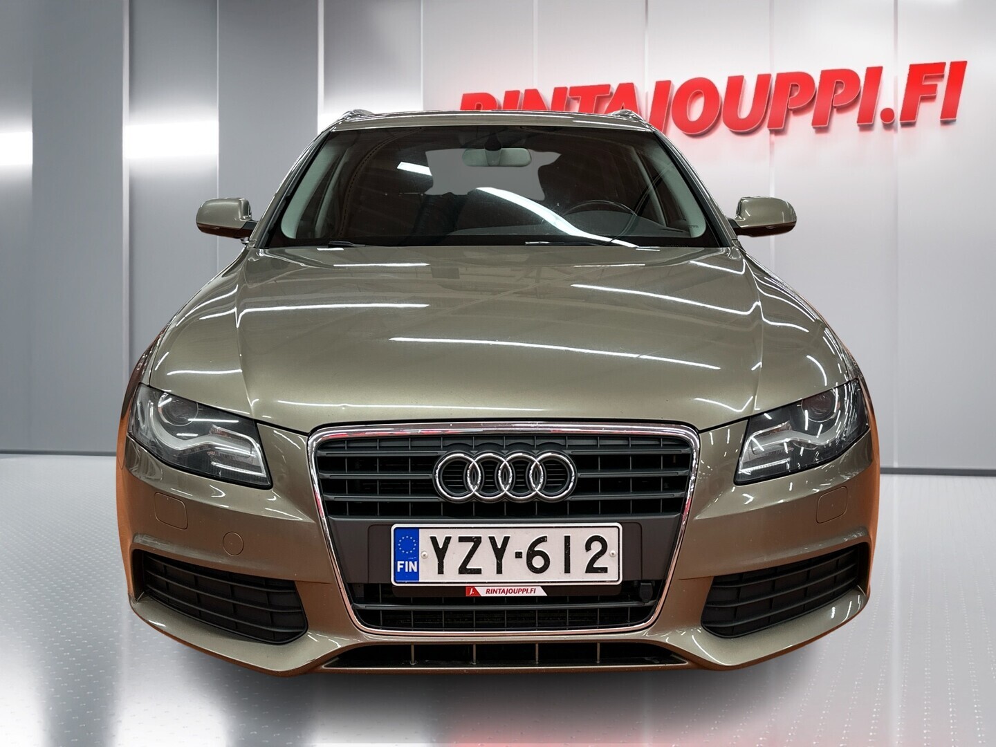 AUDI A4 2011