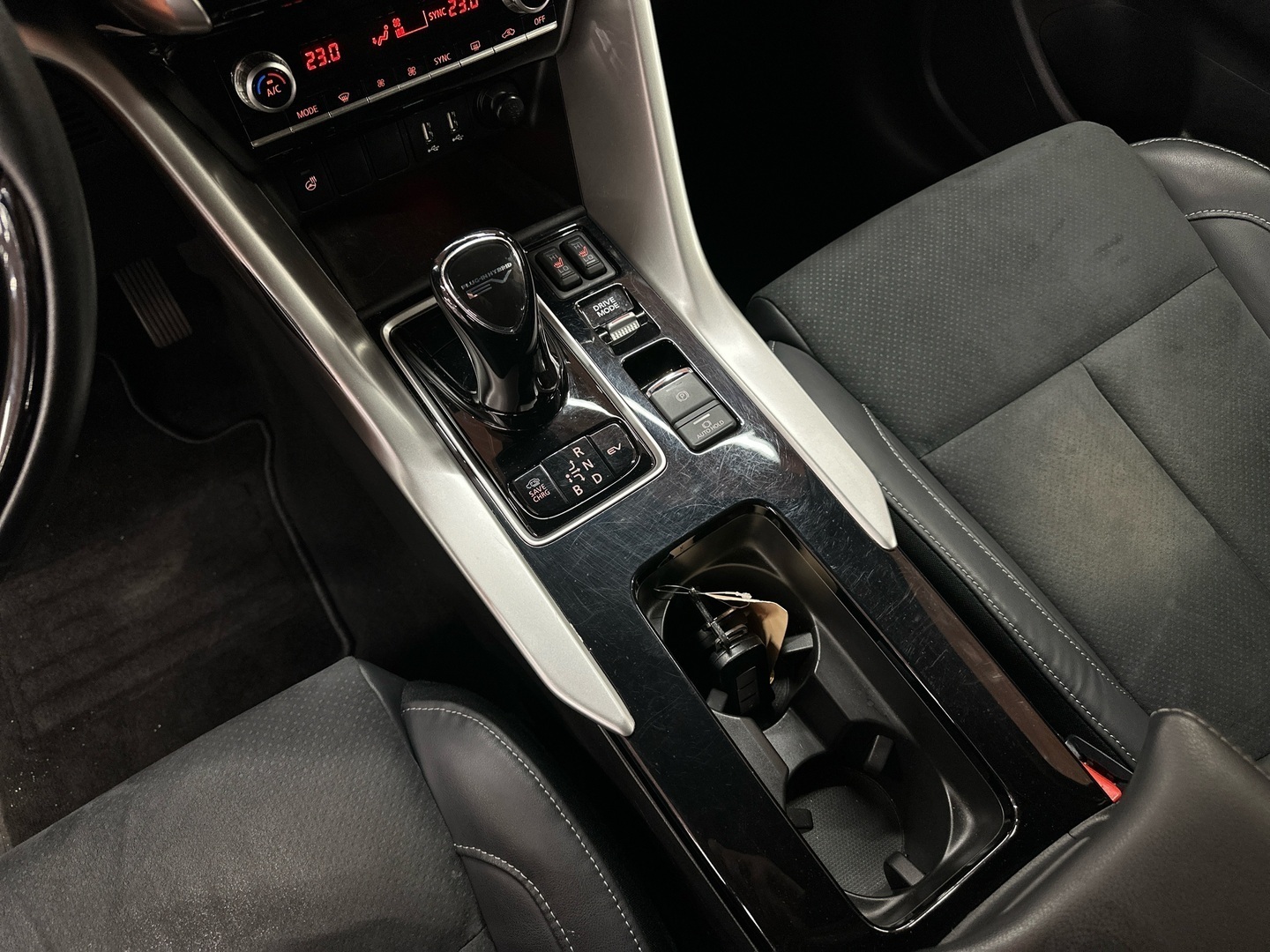 MITSUBISHI Eclipse Cross 2021