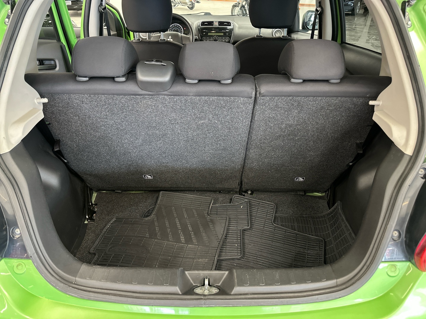 MITSUBISHI Space Star 2015