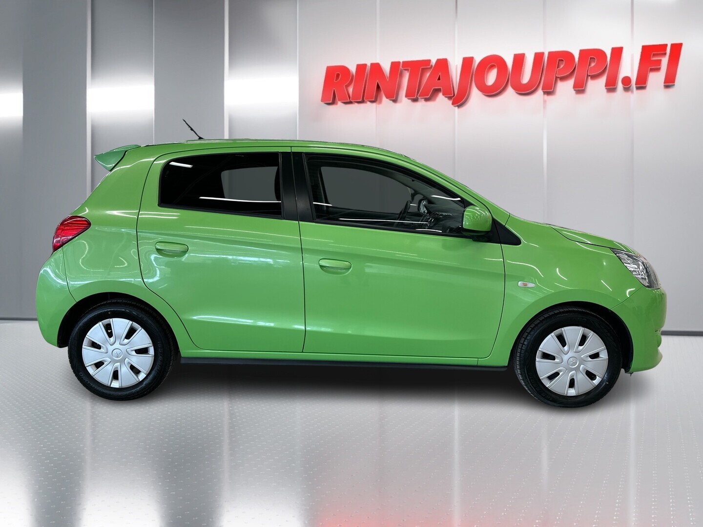 MITSUBISHI Space Star 2015