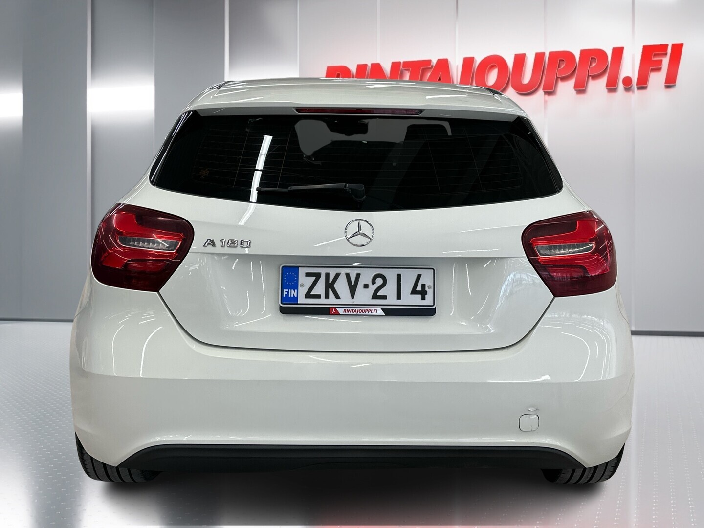 MERCEDES-BENZ A 2016