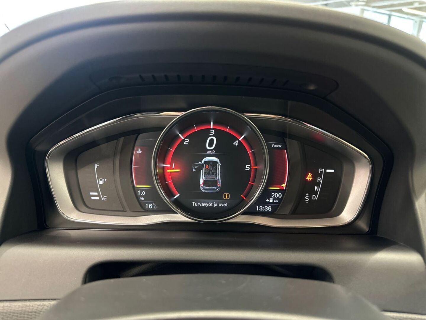 VOLVO XC60 2016