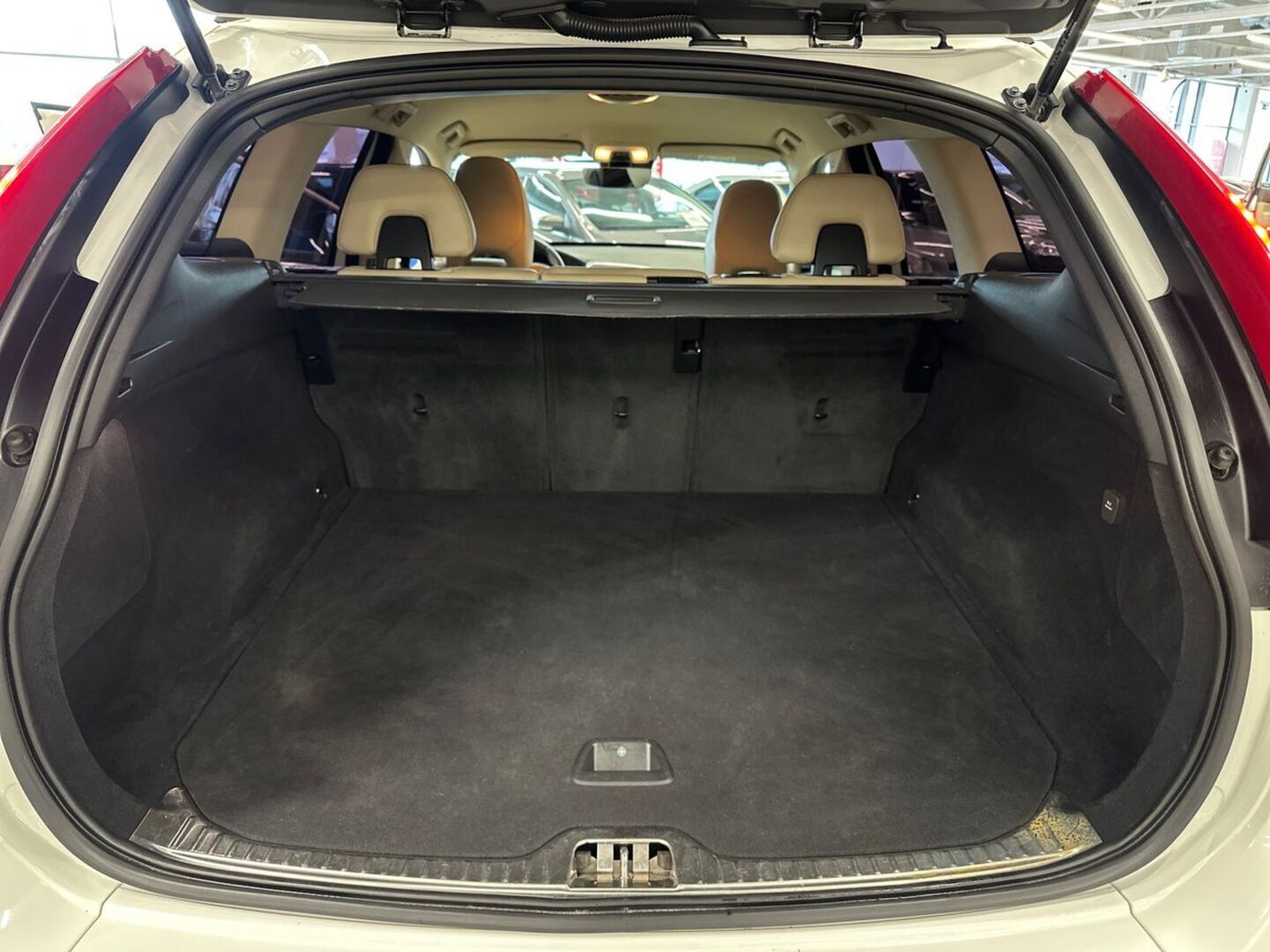VOLVO XC60 2016
