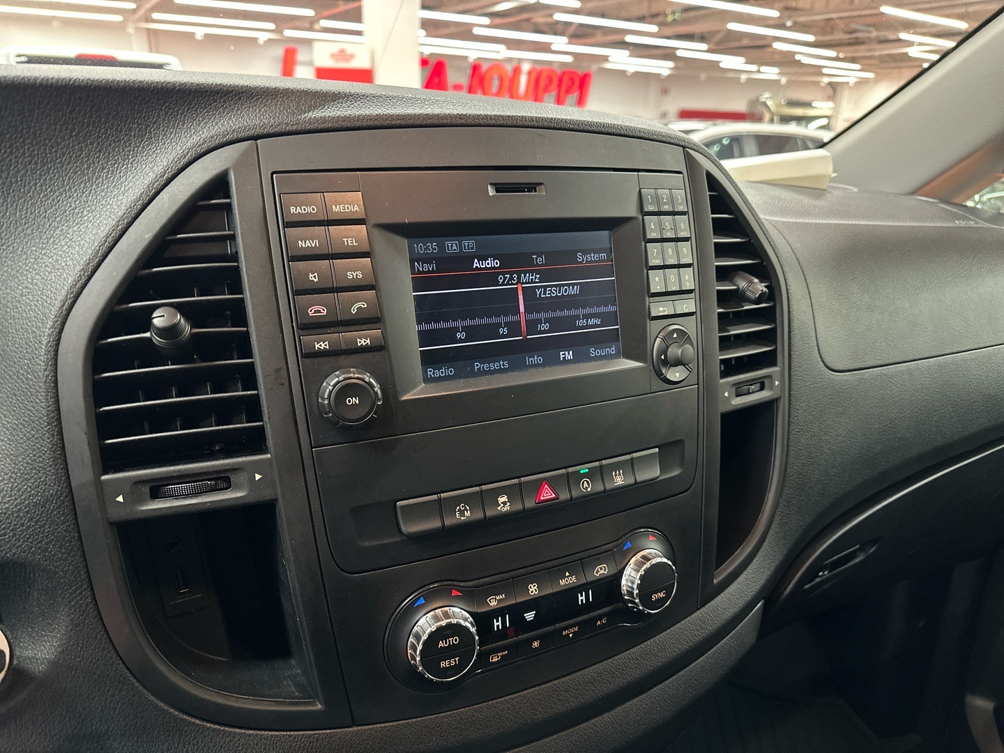 MERCEDES-BENZ Vito 2017