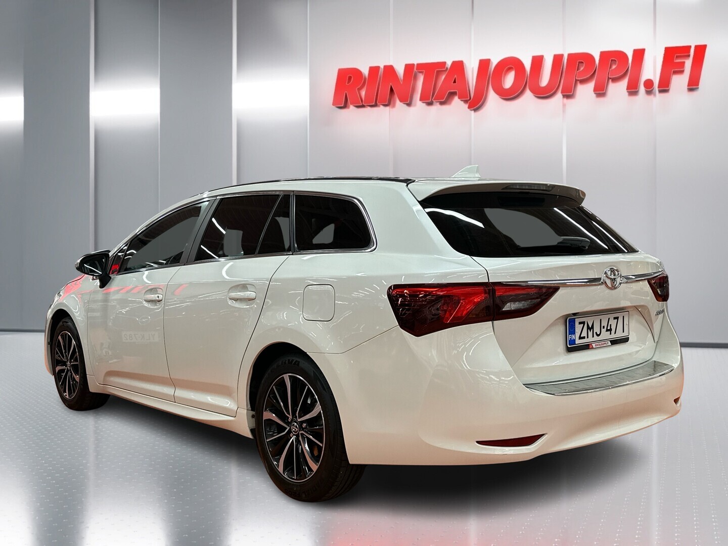 TOYOTA Avensis 2018
