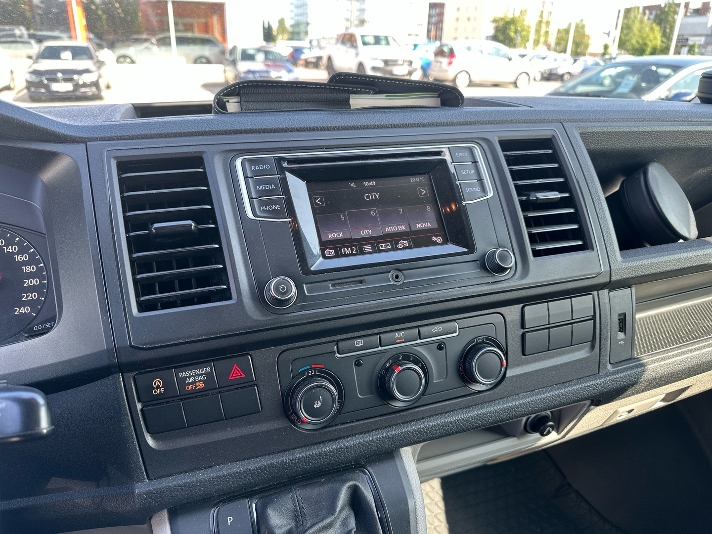 VOLKSWAGEN Transporter 2019