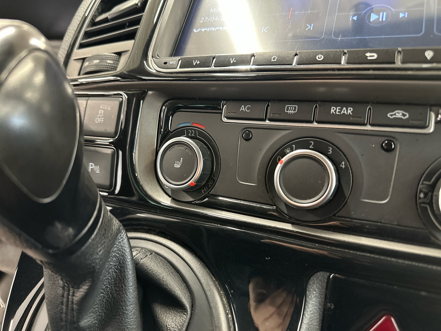 VOLKSWAGEN Caravelle 2012