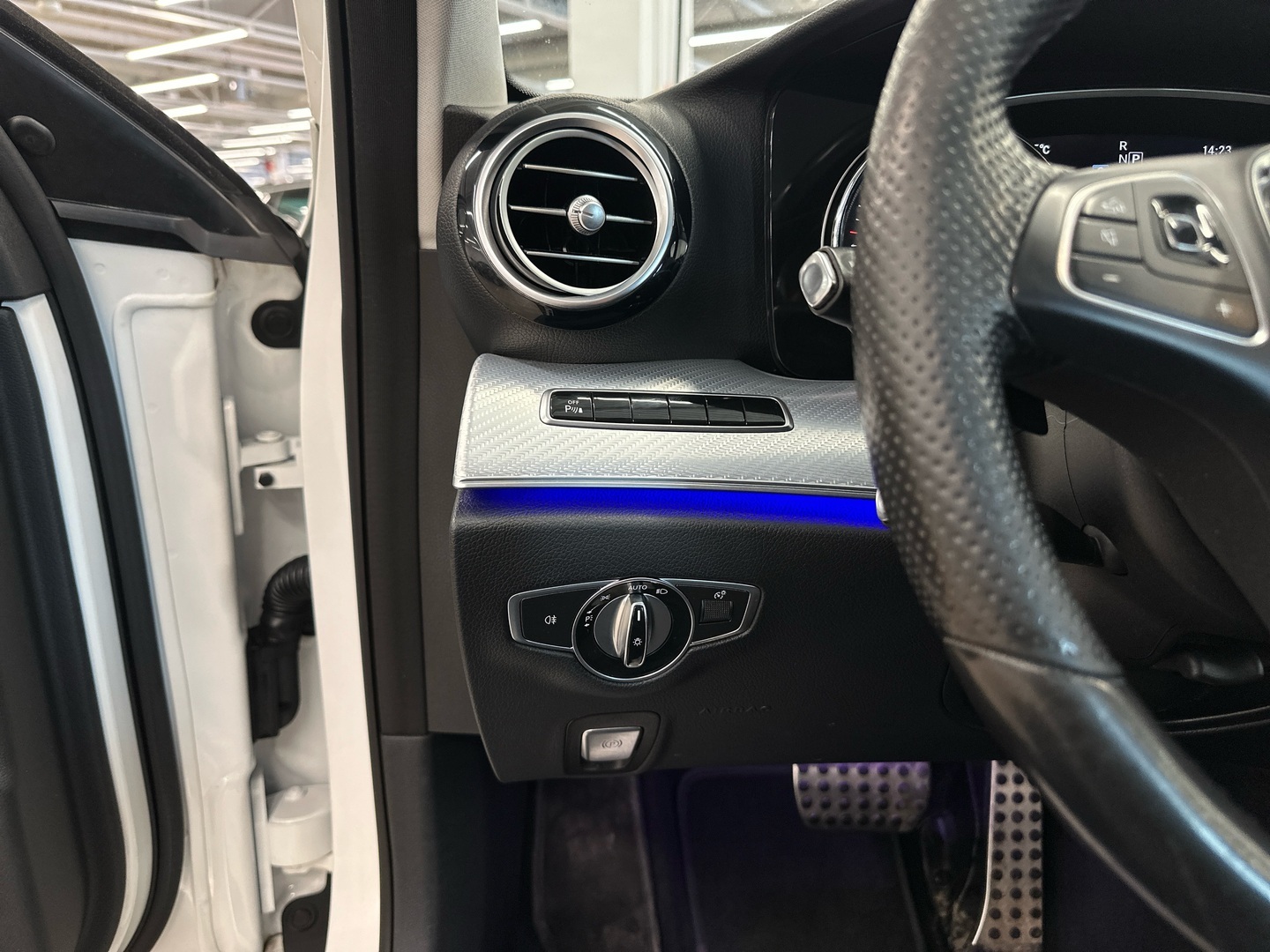 MERCEDES-BENZ E 2017