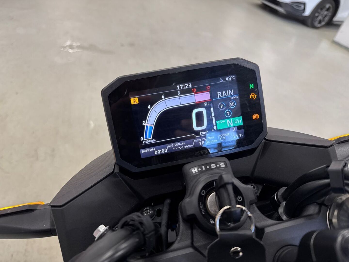 HONDA CB 2023