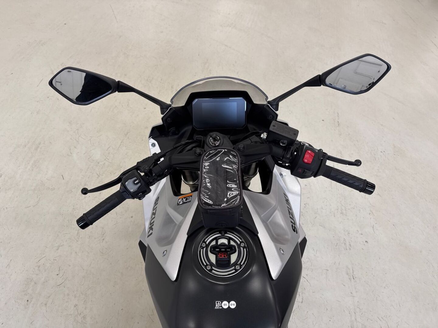 SUZUKI GSX 2024