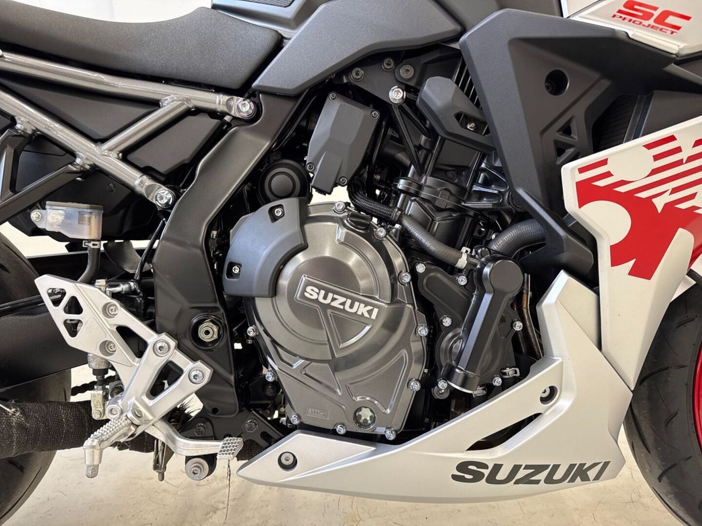 SUZUKI GSX 2024