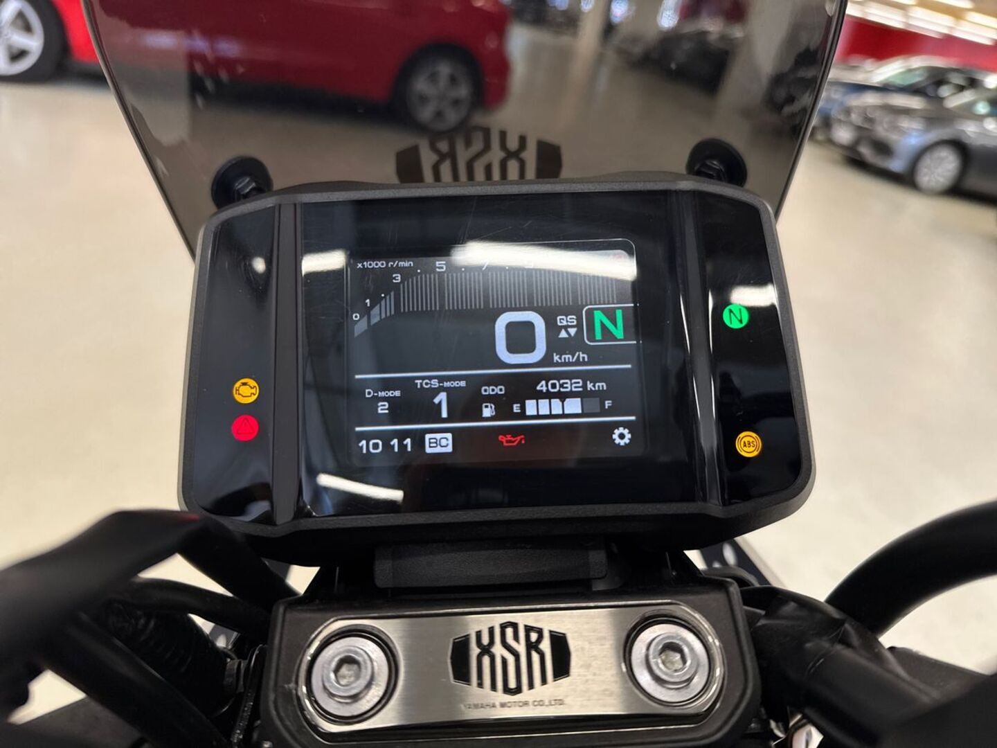 YAMAHA XSR 2024
