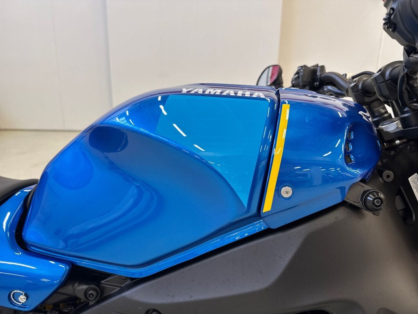 YAMAHA XSR 2024