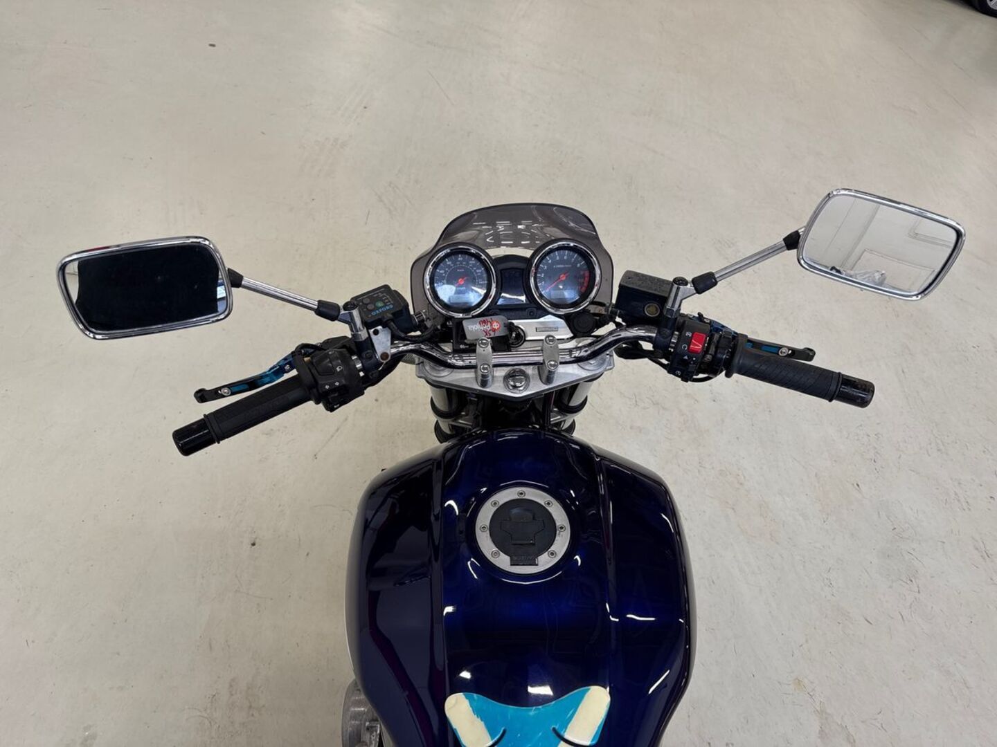 SUZUKI GSX 2004