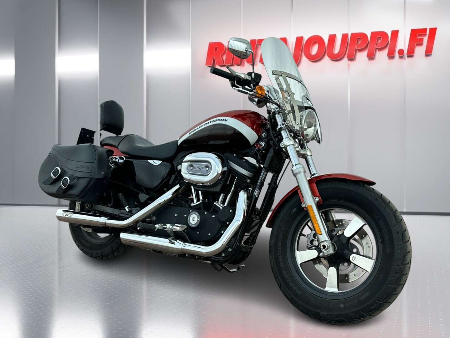 HARLEY-DAVIDSON Sportster 2013