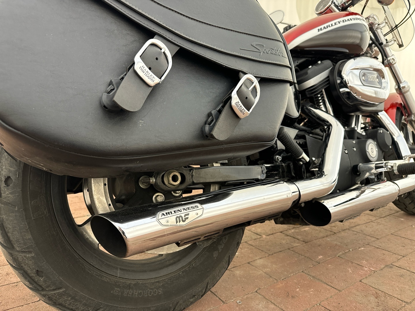 HARLEY-DAVIDSON Sportster 2013