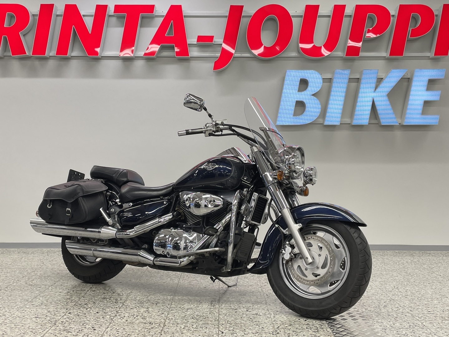SUZUKI INTRUDER 2006