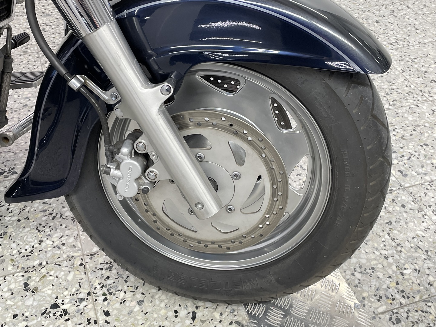 SUZUKI INTRUDER 2006