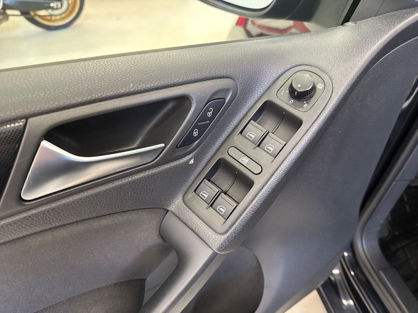 VOLKSWAGEN Golf 2011