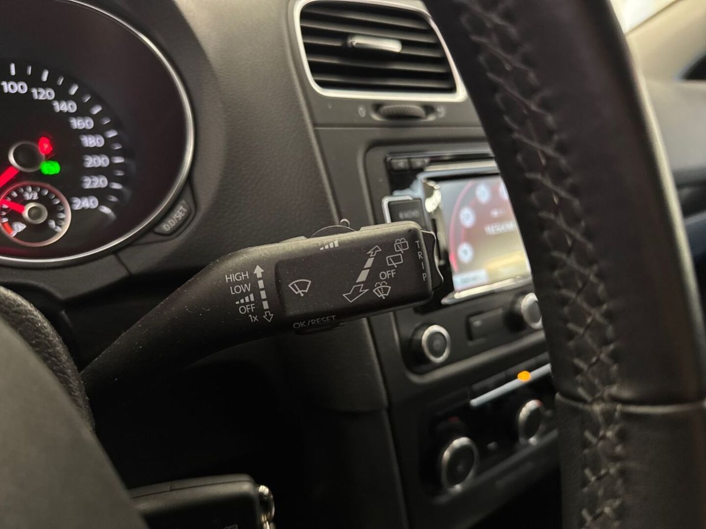 VOLKSWAGEN Golf 2011