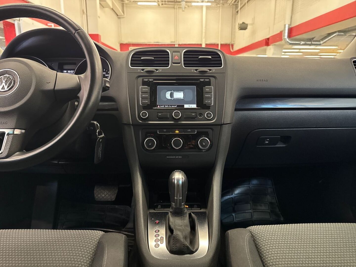 VOLKSWAGEN Golf 2011