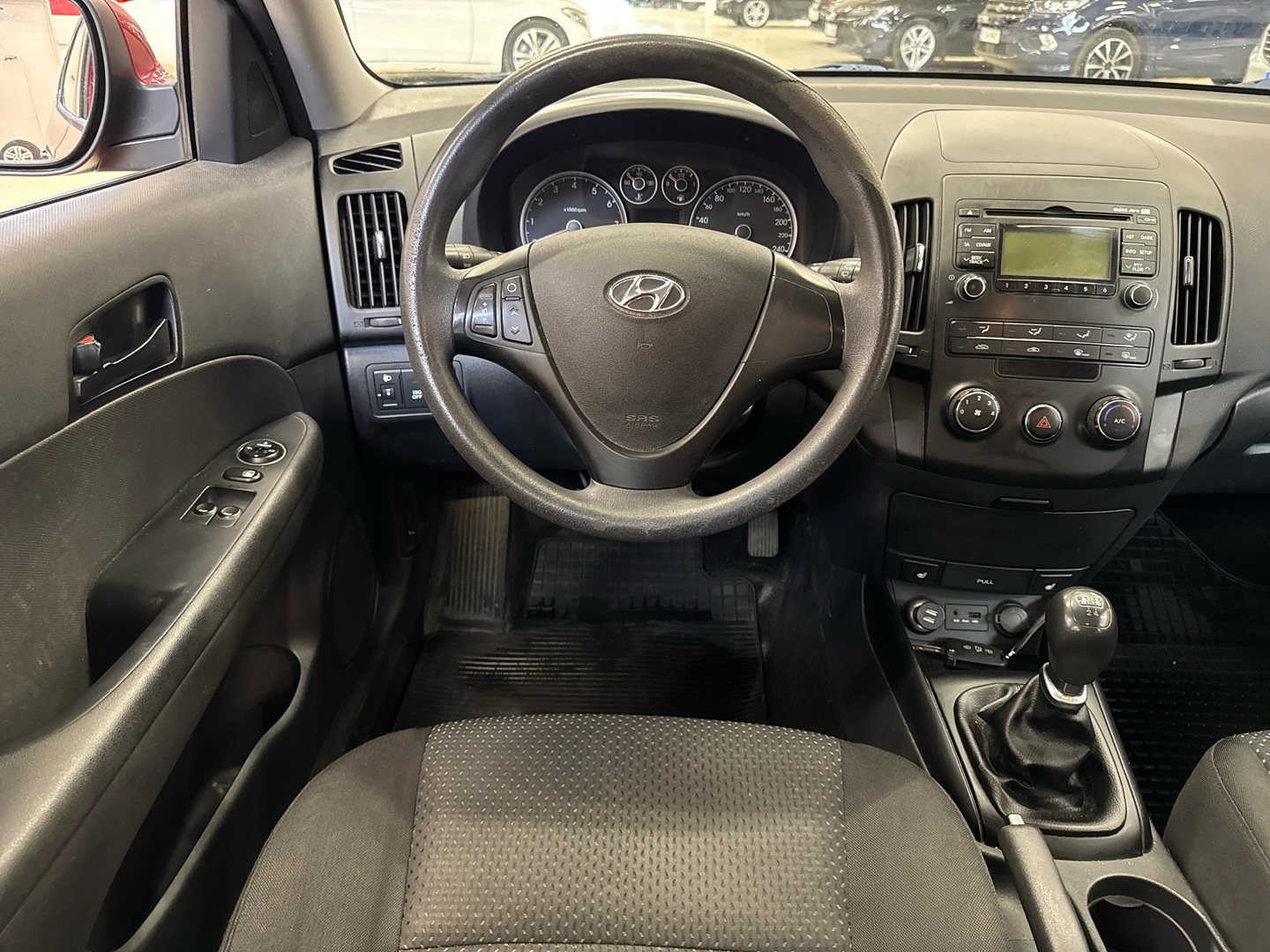 HYUNDAI i30 2011