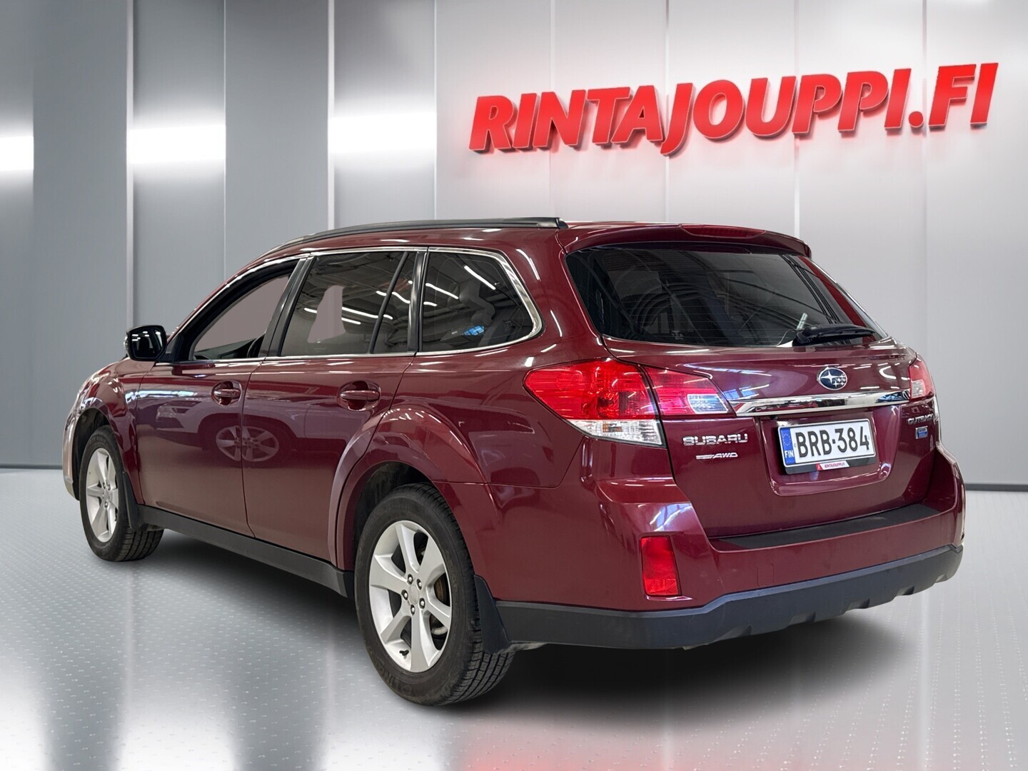 SUBARU Outback 2013