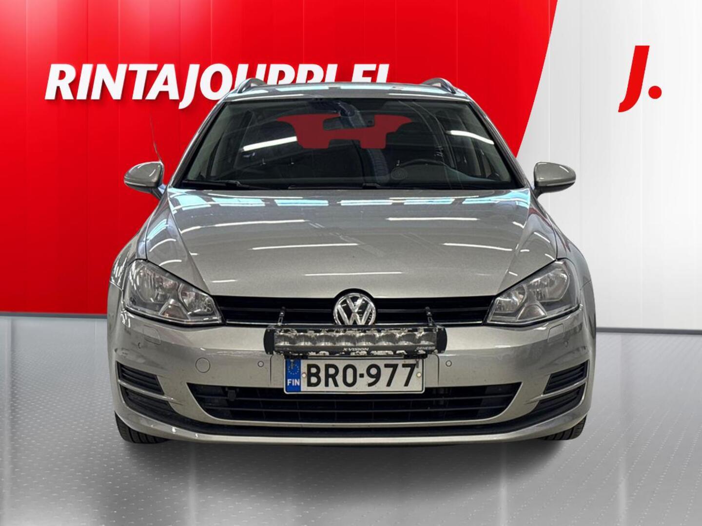 VOLKSWAGEN Golf 2014
