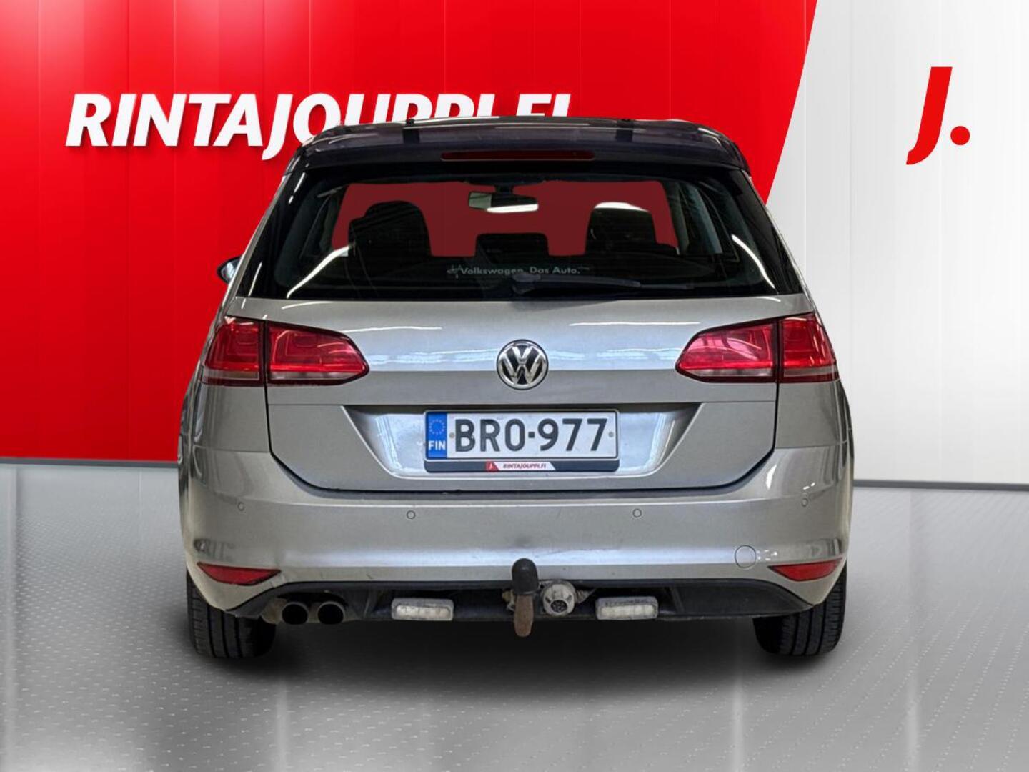 VOLKSWAGEN Golf 2014