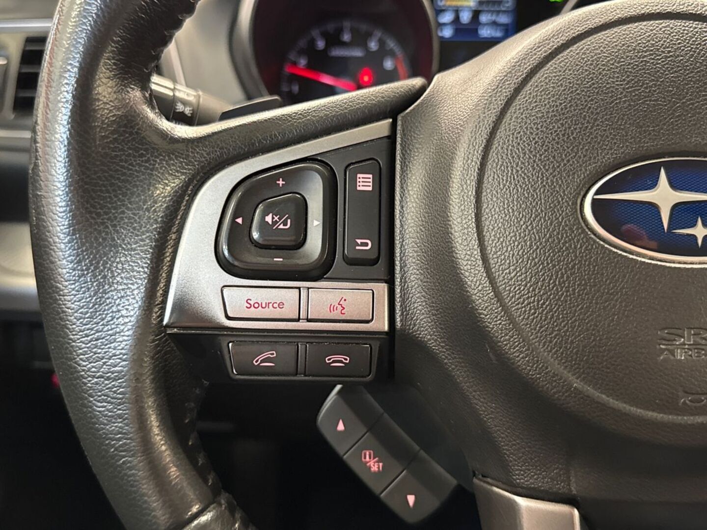 SUBARU Outback 2015