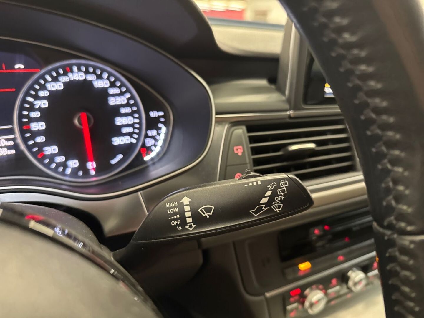 AUDI A6 allroad quattro 2015
