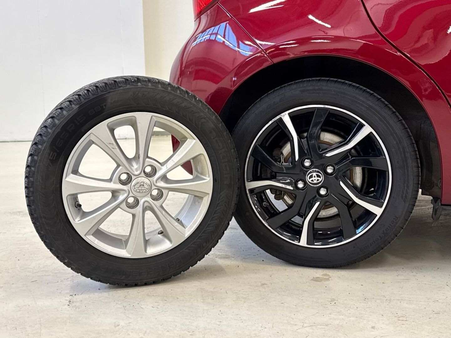 TOYOTA Yaris 2018