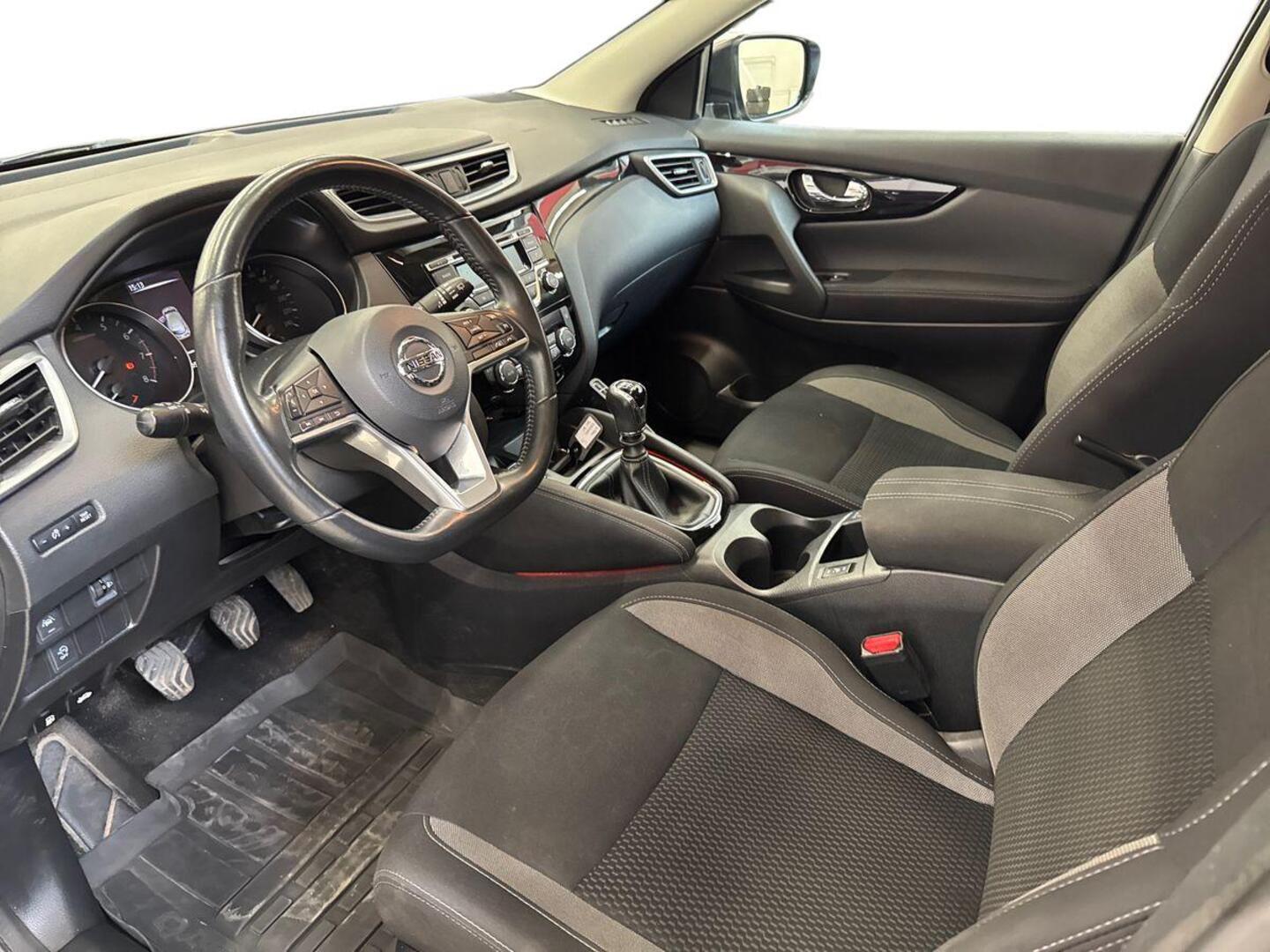 NISSAN Qashqai 2018