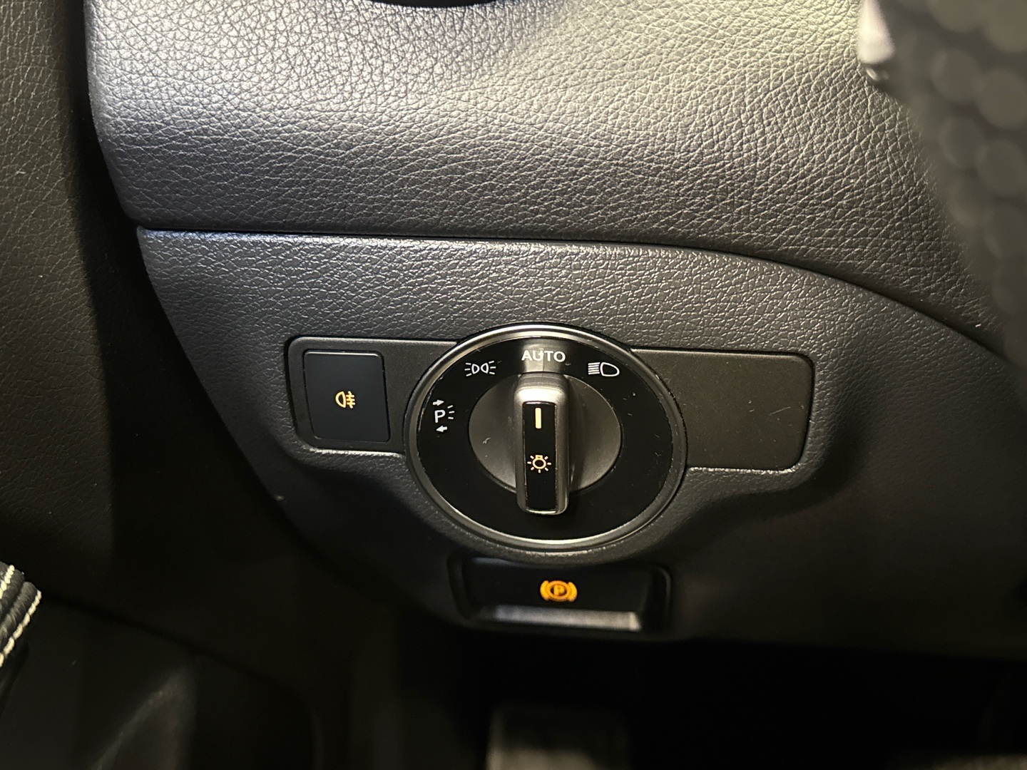 MERCEDES-BENZ CLA 2019