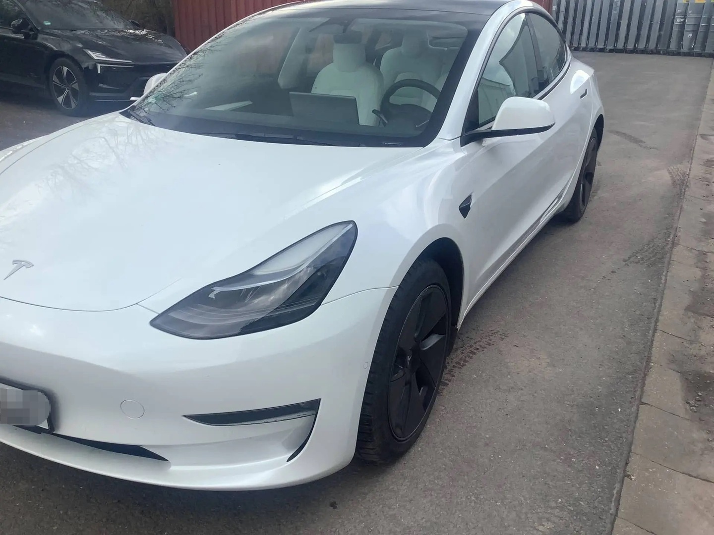 TESLA Model 3 2022