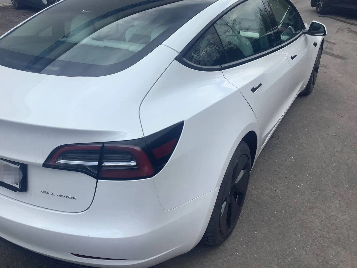 TESLA Model 3 2022