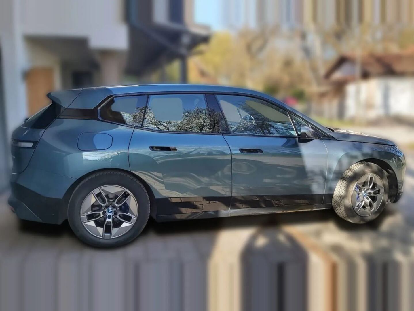 BMW iX 2021