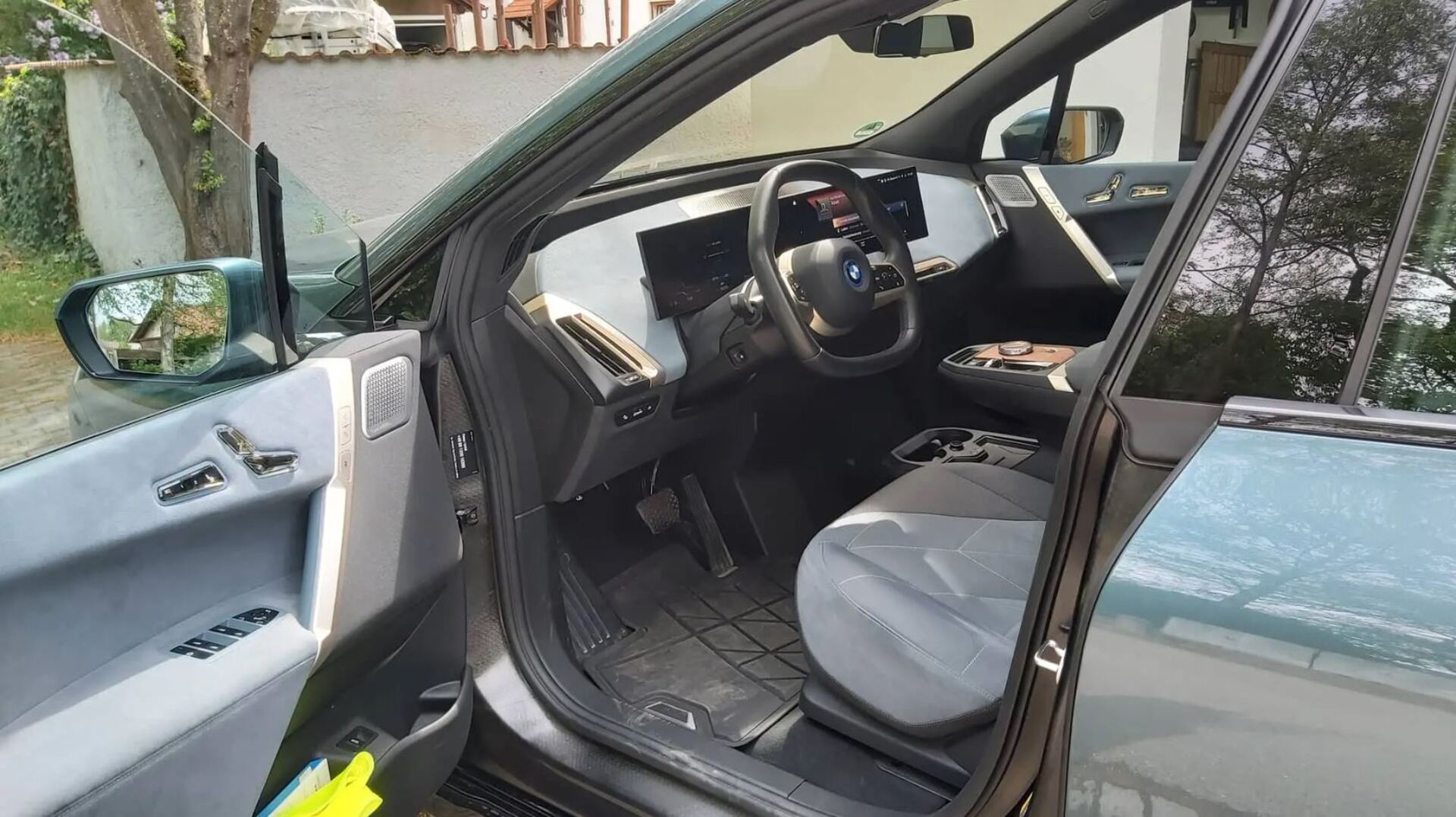 BMW iX 2021